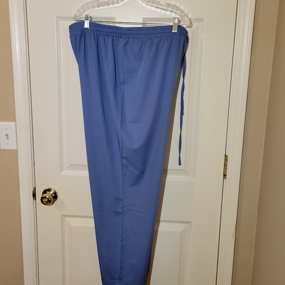 Shein Curve Pantsuit - Picture 5 of 5